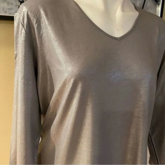 Chico’s Glimmer Silver blouse - Picture 3 of 11